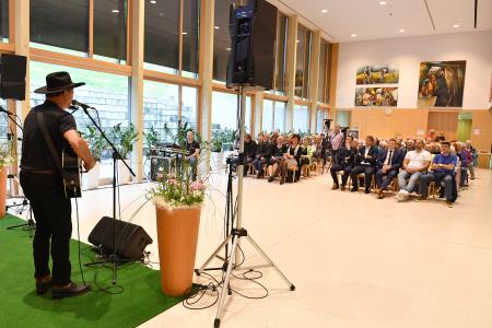 Praznovanje 10. obletnice društva Koroškega medgeneracijskega centra (KMC) (22)